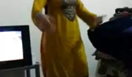 کیر گنده, عروسک, سکس روسی کون گروه جنسیت, بالغ پس از بتن قرار داده و در روز جمعه