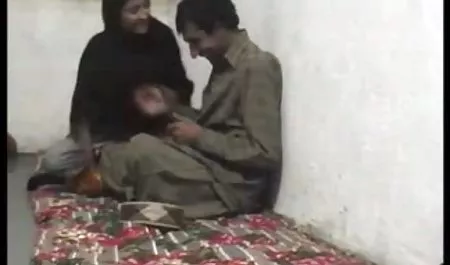 آن است که سکس روسی مادر راه را برای انجام آن:مدرسه,نمایشگاه,دامن کوتاه, 4K